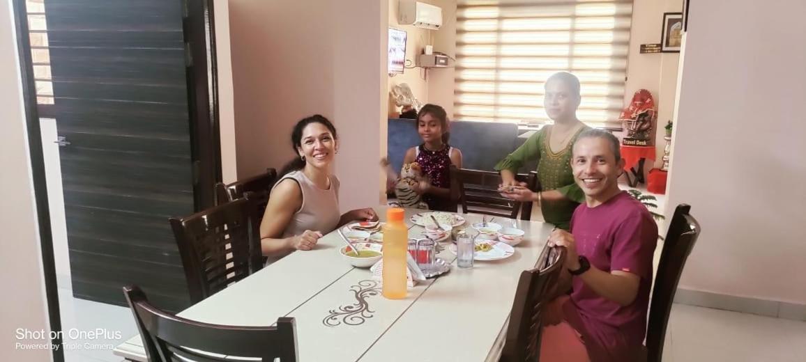 Shakti Villa Home Stay Agra  Kültér fotó